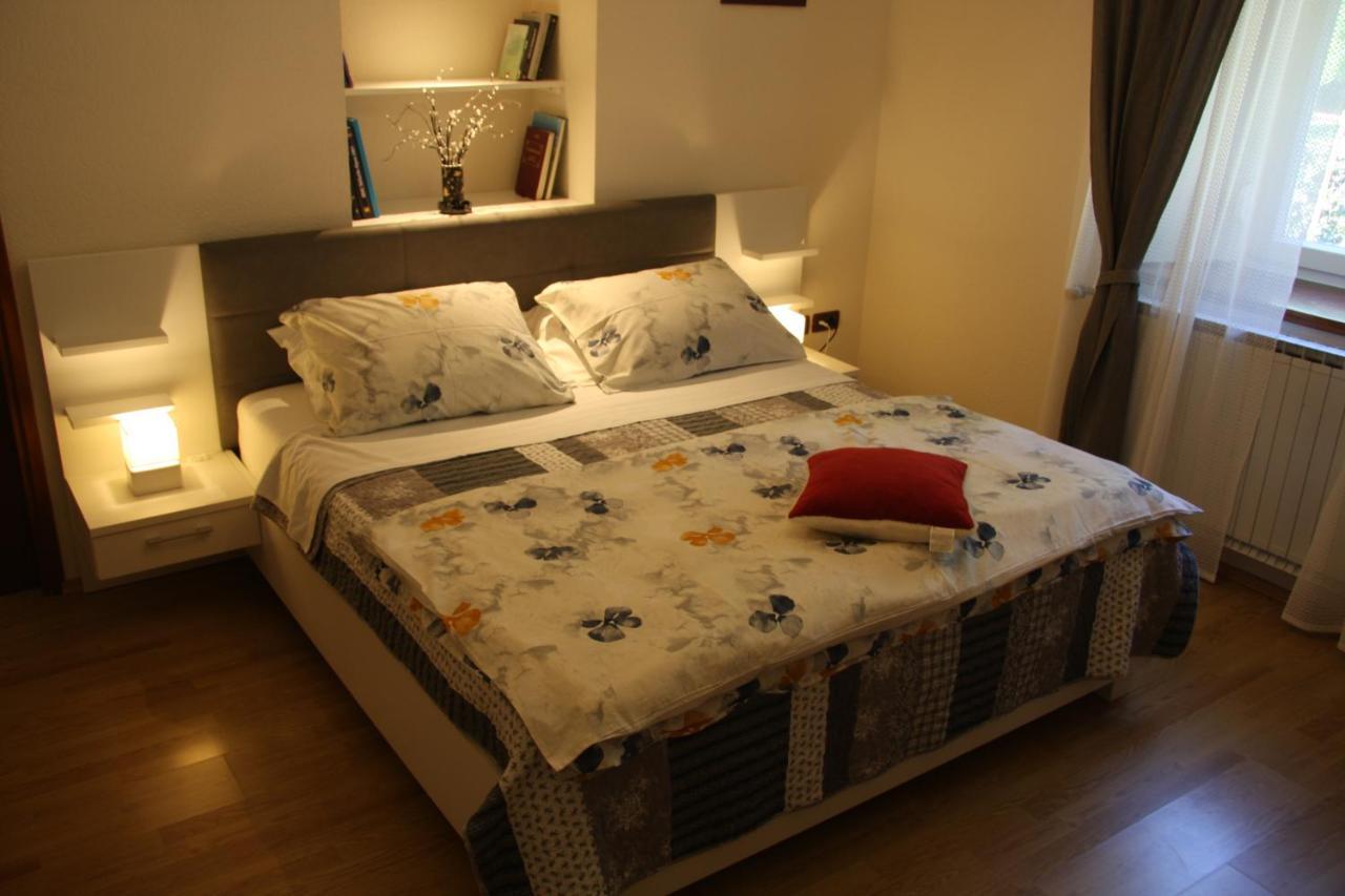 Apartman Rino Basanija Luaran gambar