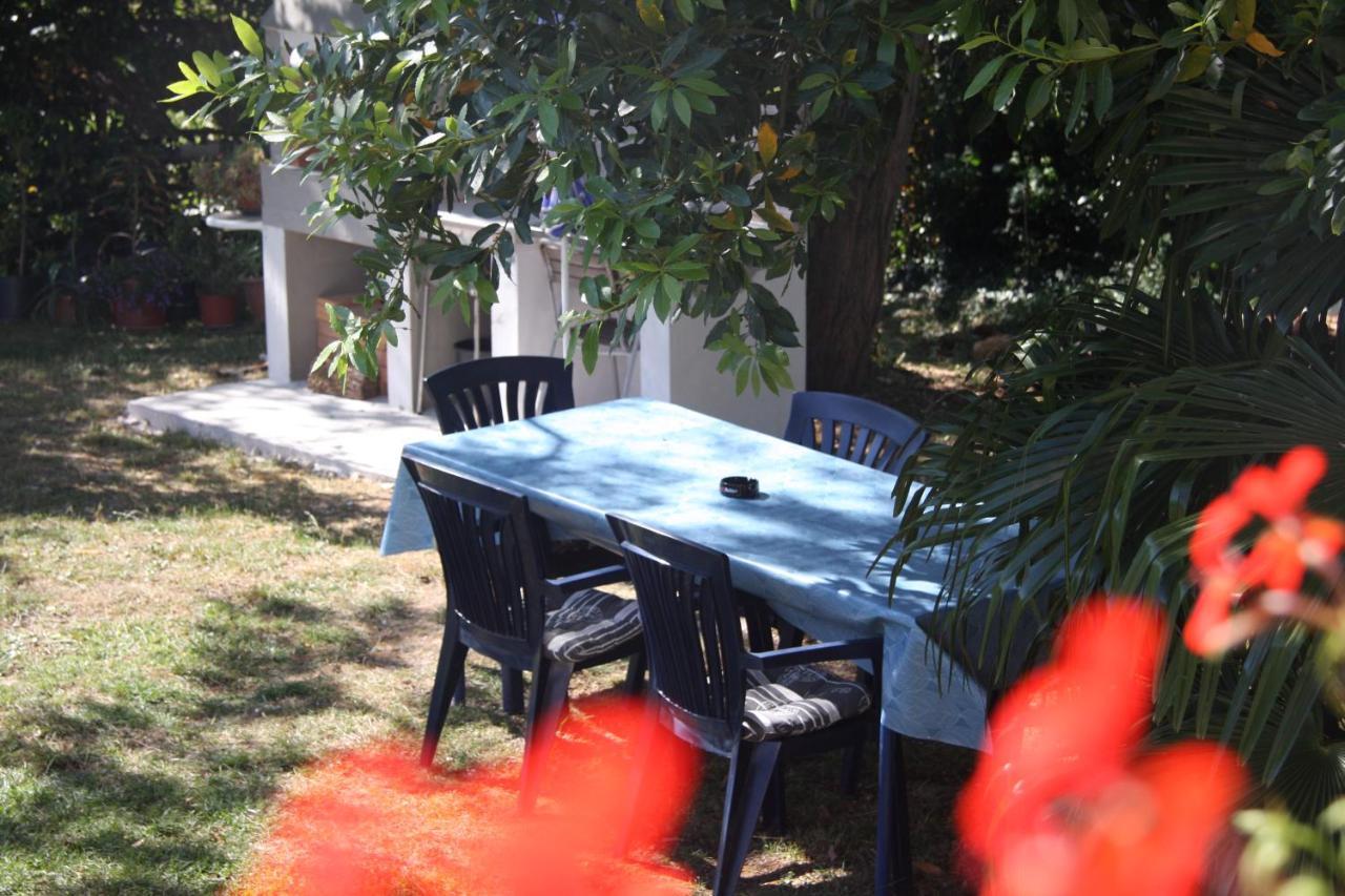 Apartman Rino Basanija Luaran gambar